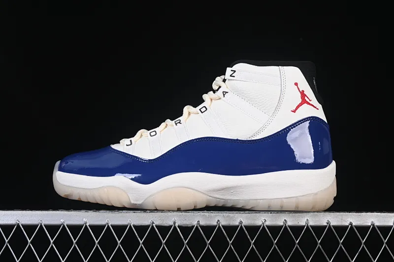 All Categories Air Jordan Jordan Series Basketball Shoes Air Jordan 11 F Version Air Jordan 11 Retro "Rare Air" AJ11 Joe 11 Royal Blue Real Standard Real Carbon High Top Basketball Shoes IH0296-400